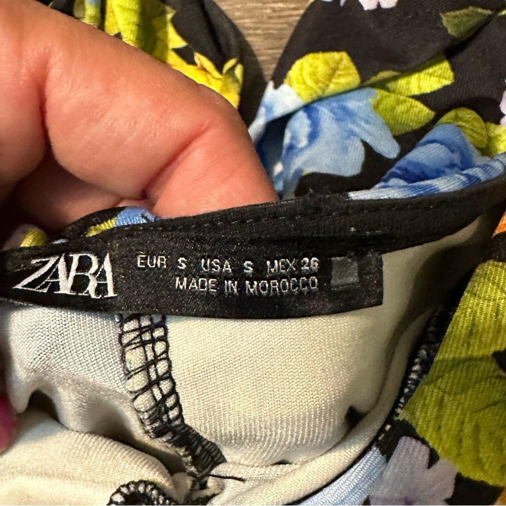 Zara Printed Bodysuit with Bow Size: small floral bright body suit - Picture 10 of 12